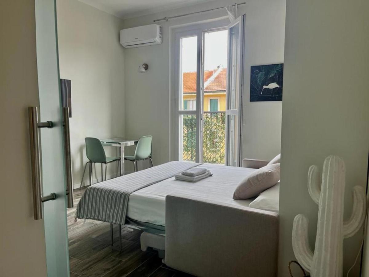 White Cactus House Apartment Милано Екстериор снимка